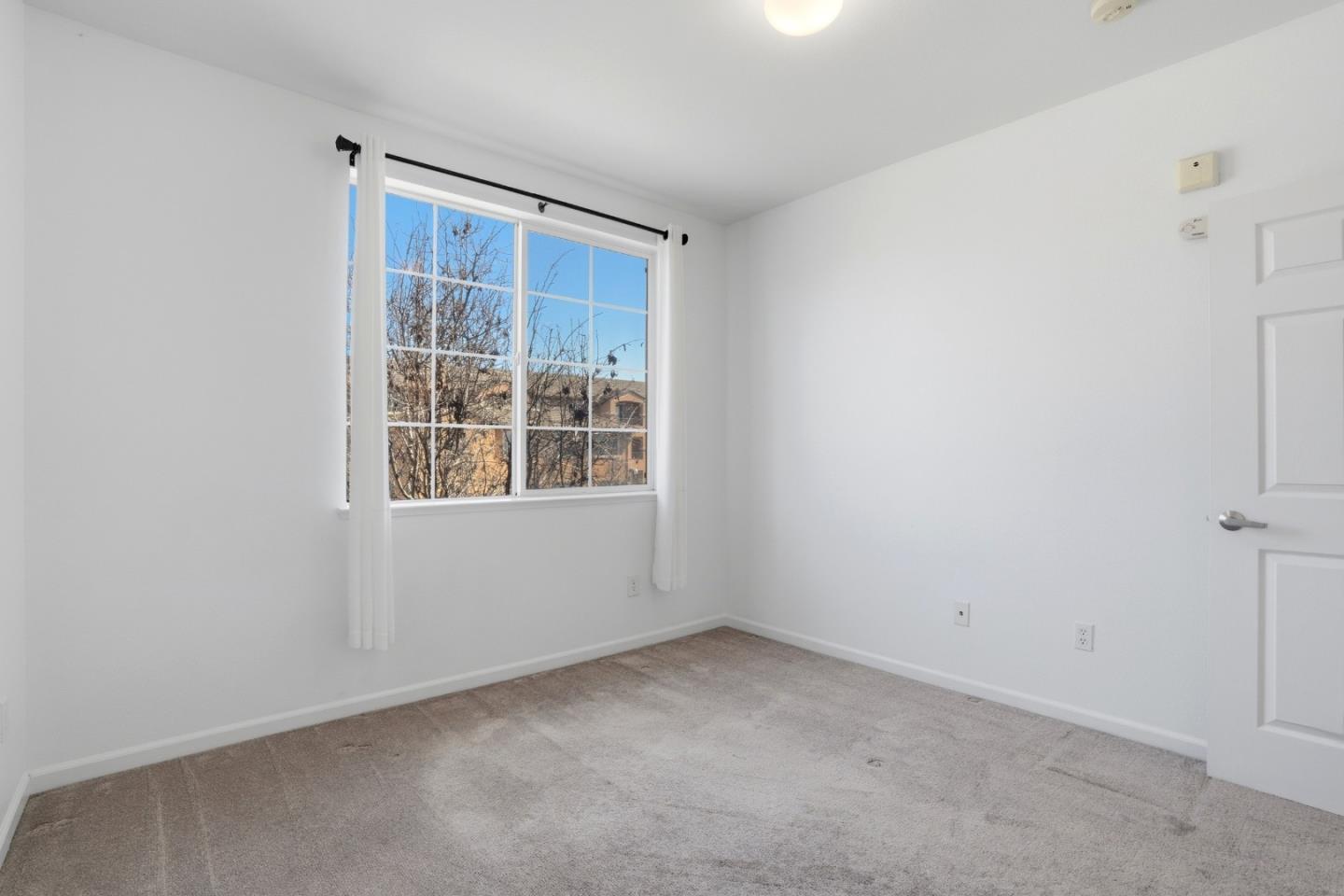 88 North Jackson Avenue UNIT 325, San Jose, CA, 95116