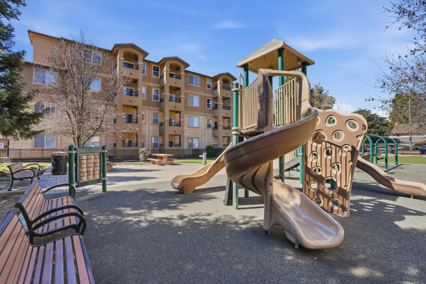 88 North Jackson Avenue UNIT 325, San Jose, CA, 95116