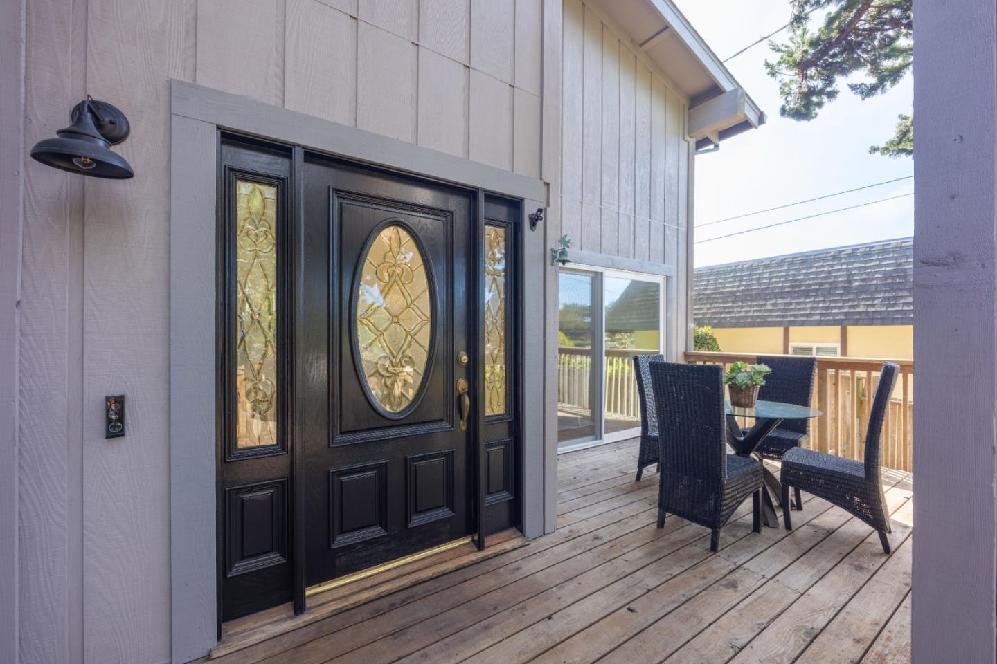 Detail Gallery Image 2 of 32 For 1129 Acacia St, Montara,  CA 94037 - 5 Beds | 3 Baths