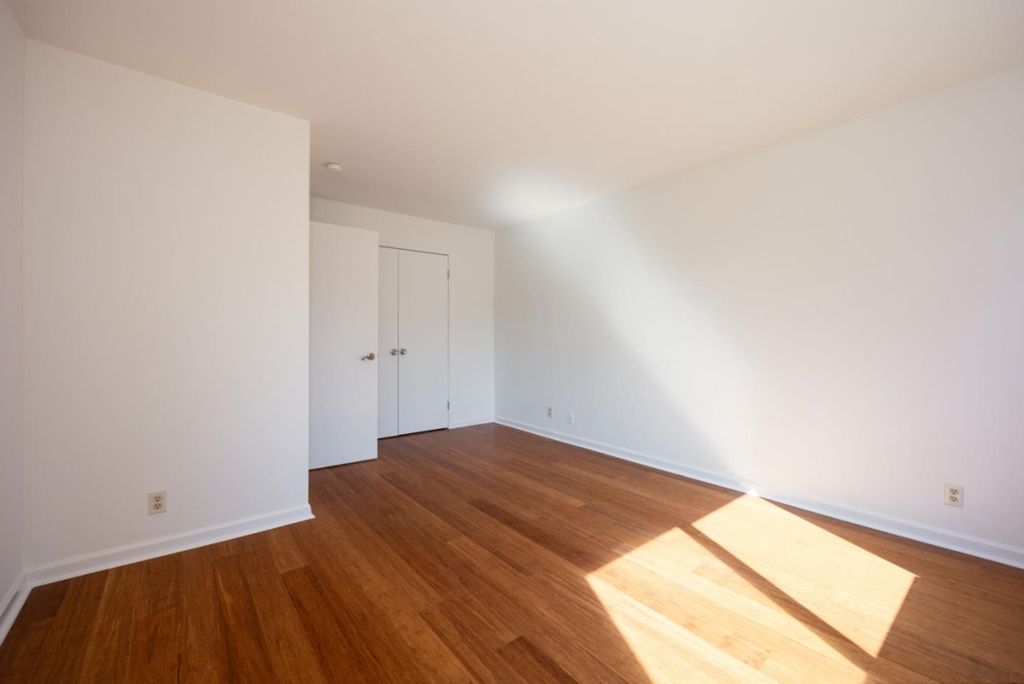 Detail Gallery Image 20 of 32 For 1129 Acacia St, Montara,  CA 94037 - 5 Beds | 3 Baths