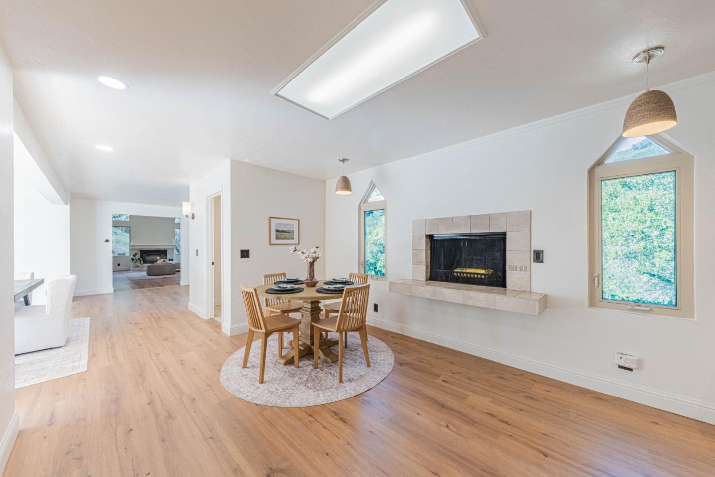 Detail Gallery Image 14 of 42 For 25949 Deer Run Ln, Salinas,  CA 93908 - 2 Beds | 2/1 Baths