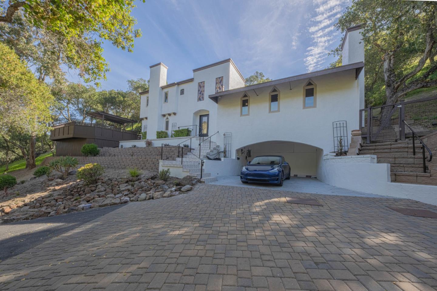 Detail Gallery Image 2 of 42 For 25949 Deer Run Ln, Salinas,  CA 93908 - 2 Beds | 2/1 Baths