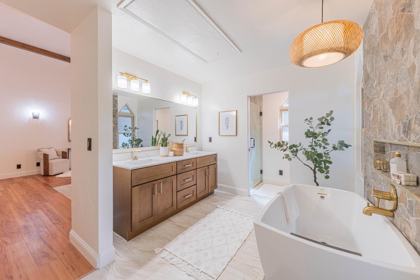 Detail Gallery Image 25 of 42 For 25949 Deer Run Ln, Salinas,  CA 93908 - 2 Beds | 2/1 Baths