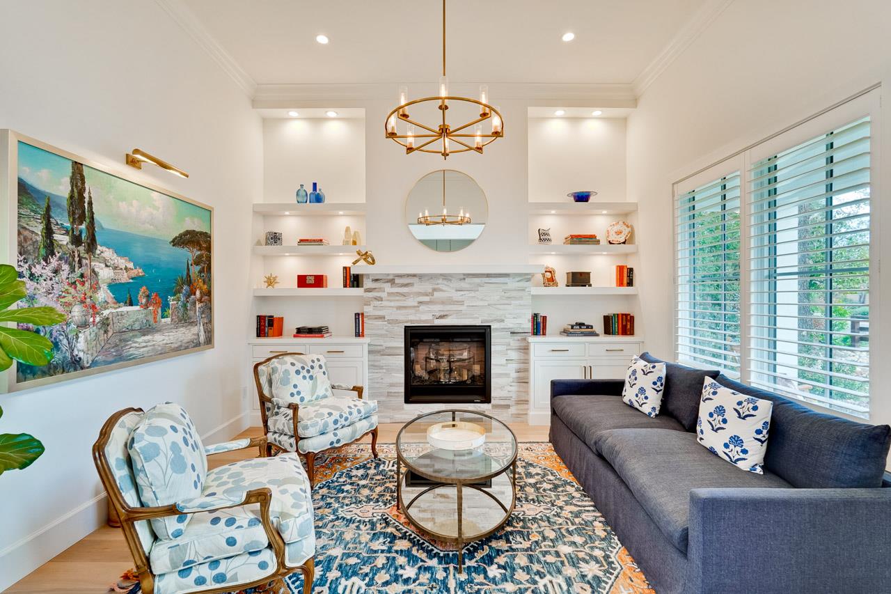 Detail Gallery Image 24 of 62 For 215 E Edith Ave, Los Altos,  CA 94022 - 5 Beds | 4/1 Baths