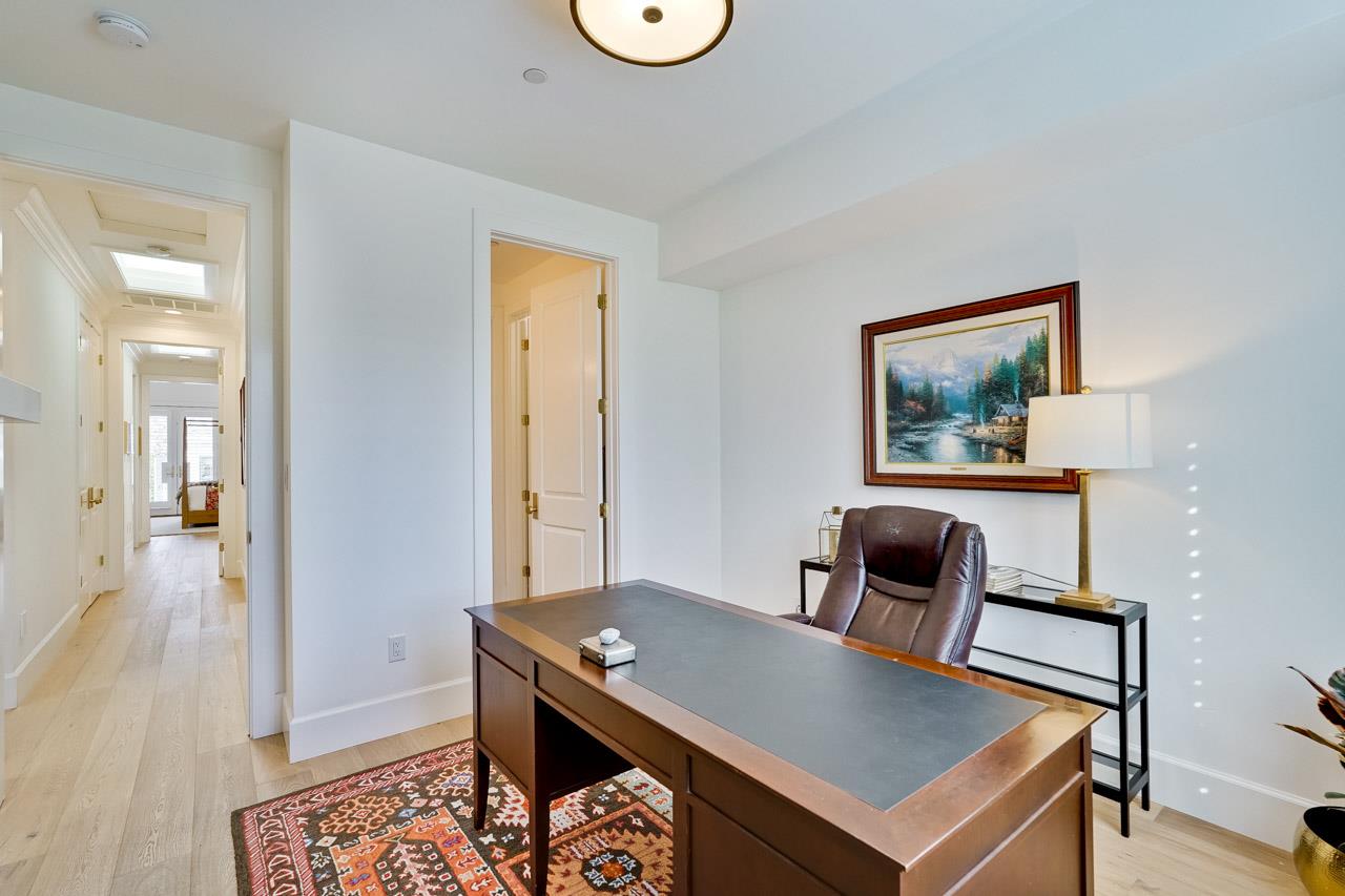 Detail Gallery Image 34 of 62 For 215 E Edith Ave, Los Altos,  CA 94022 - 5 Beds | 4/1 Baths