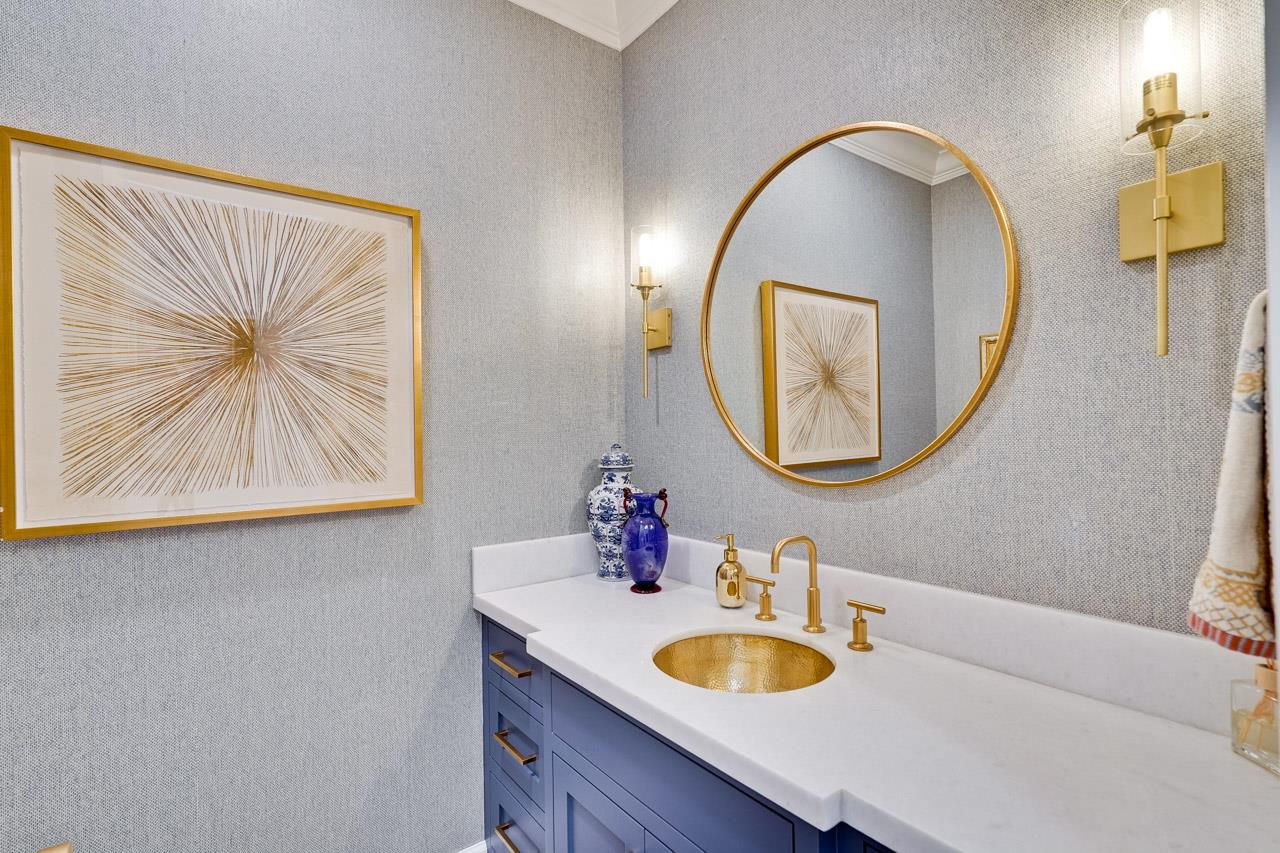 Detail Gallery Image 36 of 62 For 215 E Edith Ave, Los Altos,  CA 94022 - 5 Beds | 4/1 Baths