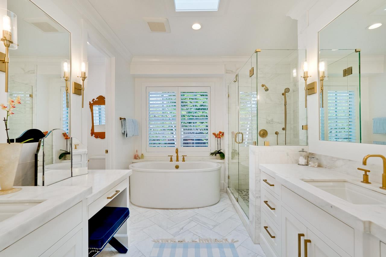 Detail Gallery Image 42 of 62 For 215 E Edith Ave, Los Altos,  CA 94022 - 5 Beds | 4/1 Baths