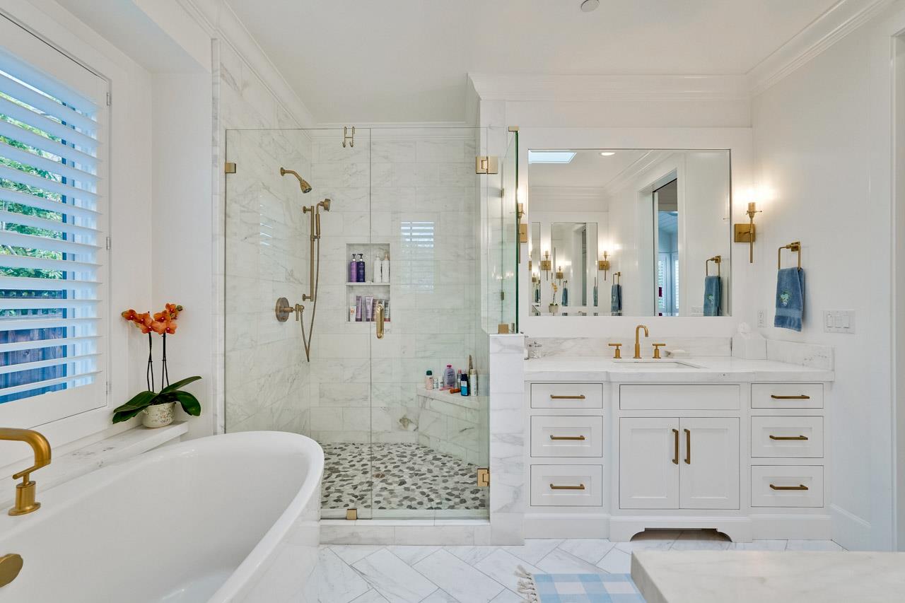 Detail Gallery Image 44 of 62 For 215 E Edith Ave, Los Altos,  CA 94022 - 5 Beds | 4/1 Baths