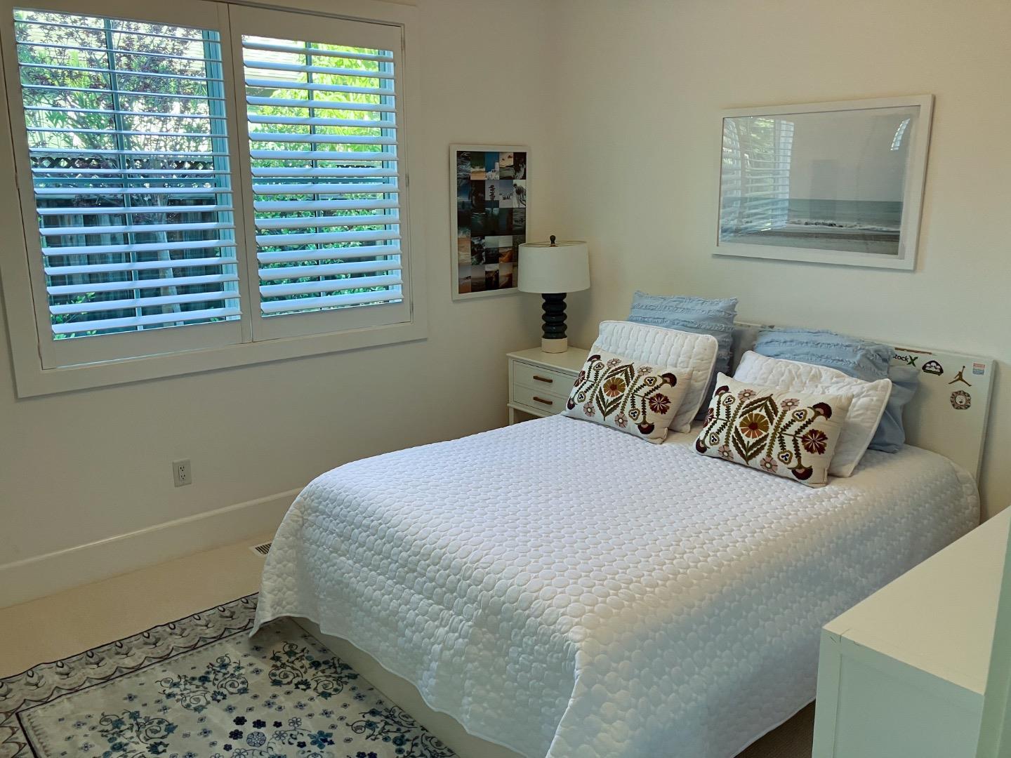 Detail Gallery Image 53 of 62 For 215 E Edith Ave, Los Altos,  CA 94022 - 5 Beds | 4/1 Baths