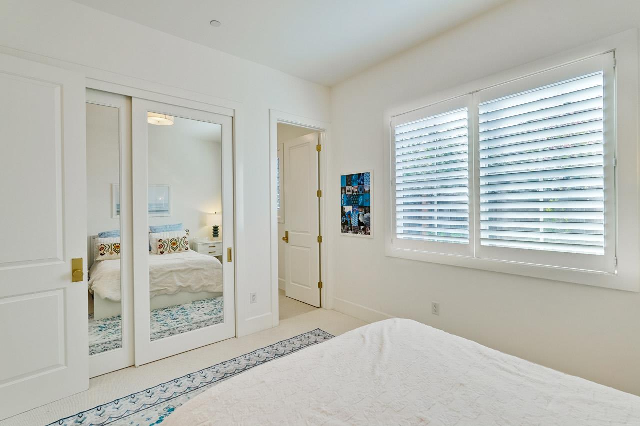 Detail Gallery Image 55 of 62 For 215 E Edith Ave, Los Altos,  CA 94022 - 5 Beds | 4/1 Baths