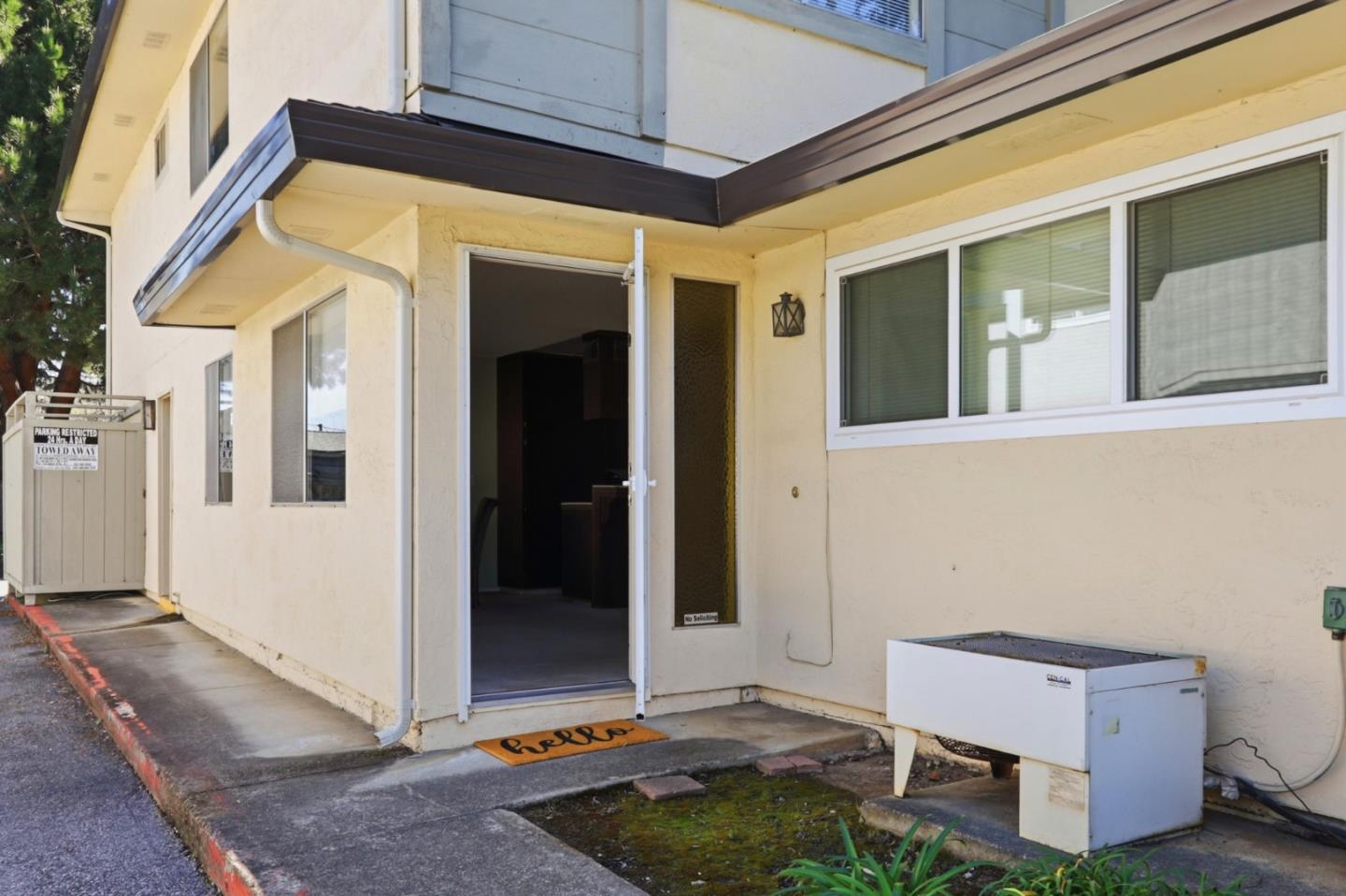 Detail Gallery Image 3 of 15 For 350 N 1st #UNIT 3,  Campbell,  CA 95008 - 2 Beds | 1 Baths