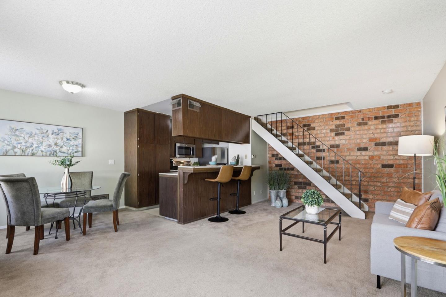 Detail Gallery Image 4 of 15 For 350 N 1st #UNIT 3,  Campbell,  CA 95008 - 2 Beds | 1 Baths