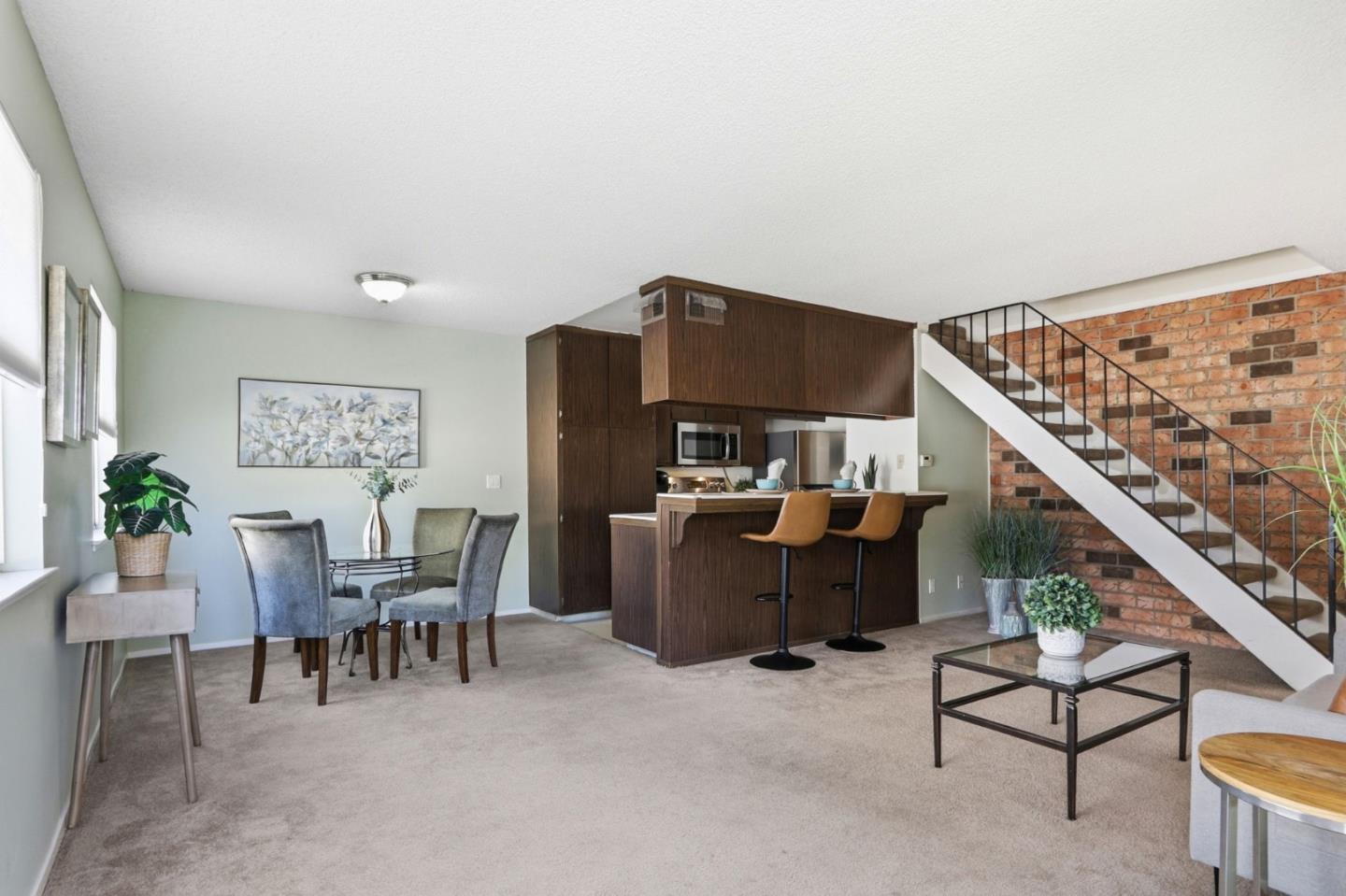 Detail Gallery Image 5 of 15 For 350 N 1st #UNIT 3,  Campbell,  CA 95008 - 2 Beds | 1 Baths