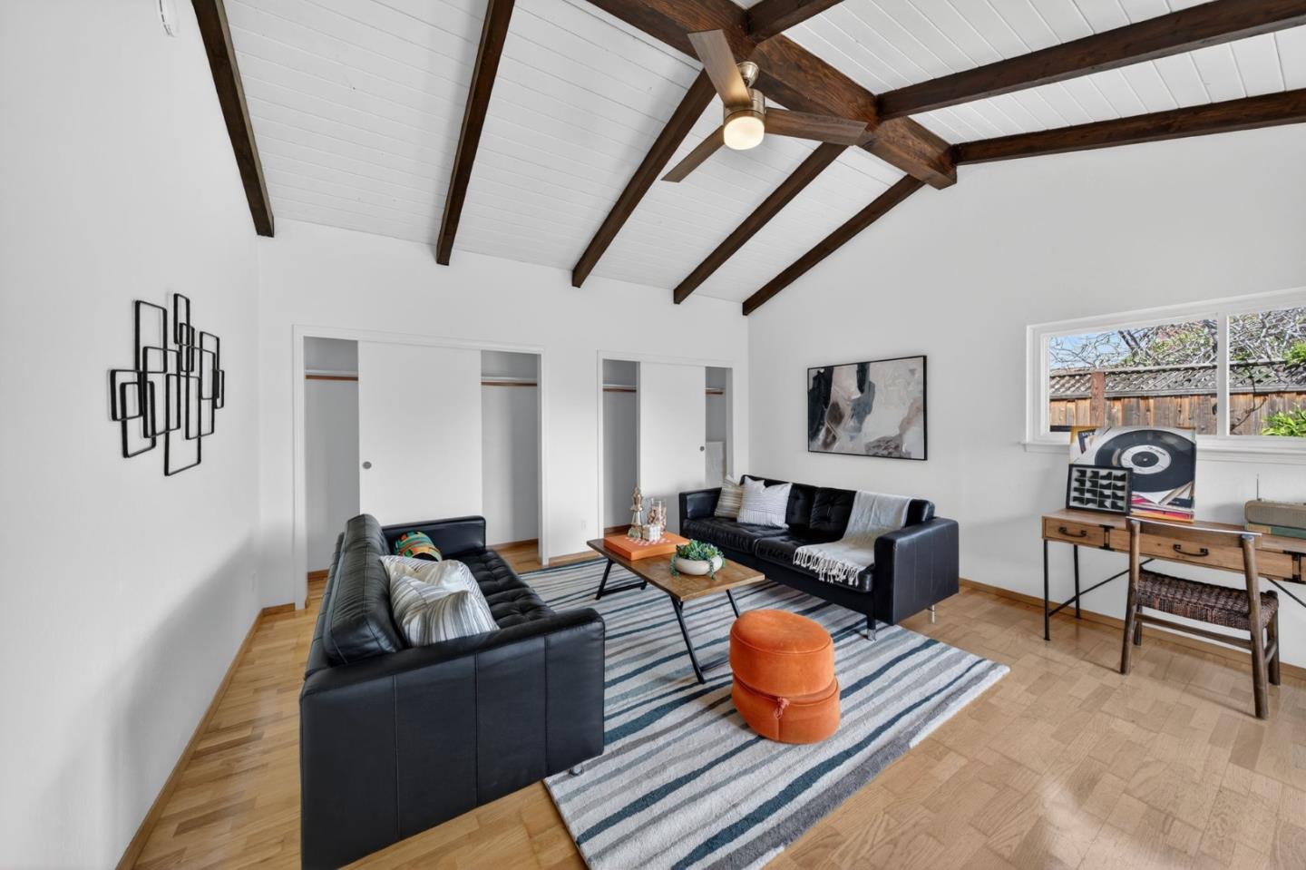 Detail Gallery Image 12 of 38 For 559 Yurok Cir, San Jose,  CA 95123 - 4 Beds | 2 Baths