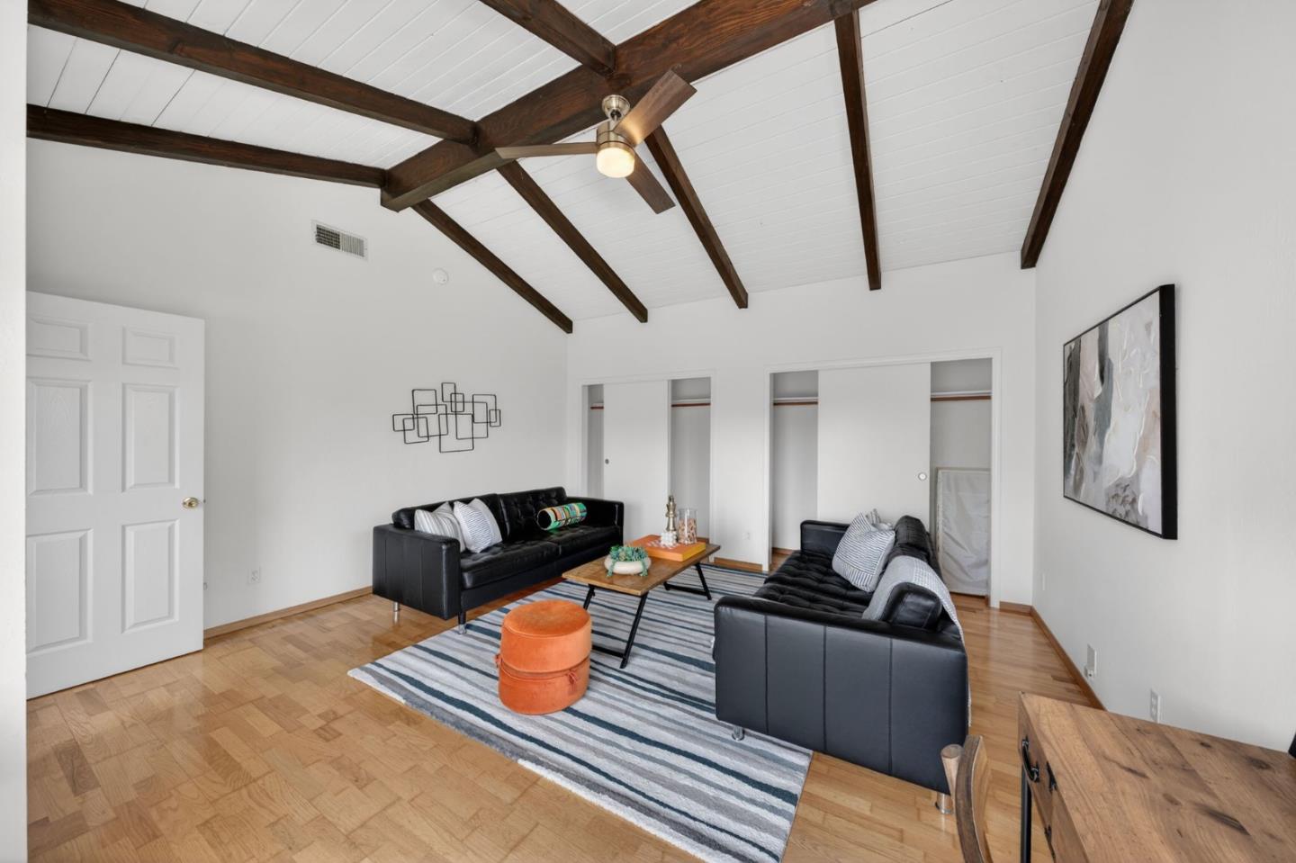 Detail Gallery Image 13 of 38 For 559 Yurok Cir, San Jose,  CA 95123 - 4 Beds | 2 Baths