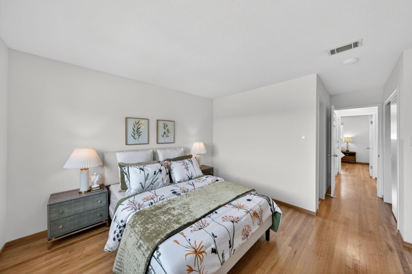 Detail Gallery Image 15 of 38 For 559 Yurok Cir, San Jose,  CA 95123 - 4 Beds | 2 Baths