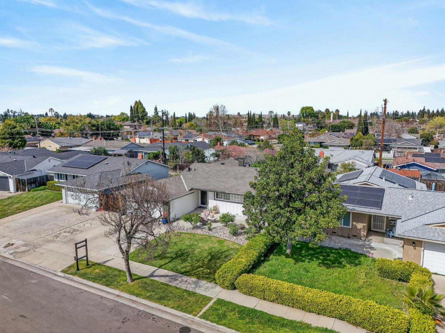 Detail Gallery Image 36 of 38 For 559 Yurok Cir, San Jose,  CA 95123 - 4 Beds | 2 Baths