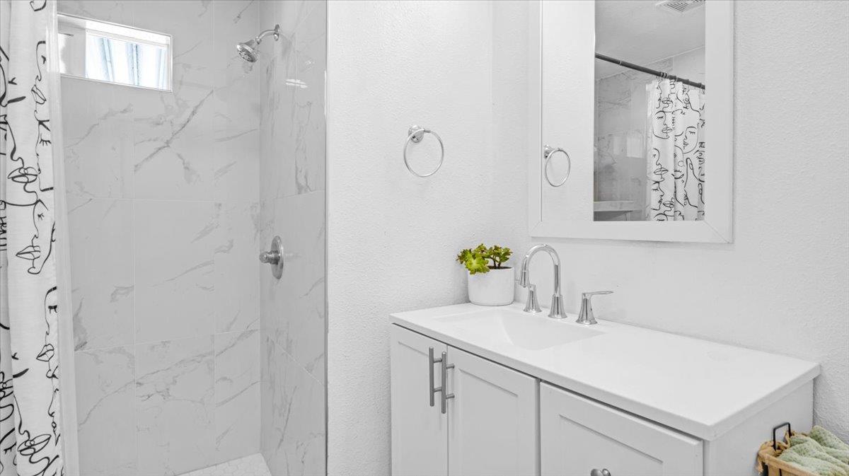 Detail Gallery Image 11 of 16 For 20 Russell Road #69,  Salinas,  CA 93906 - 4 Beds | 0 Baths