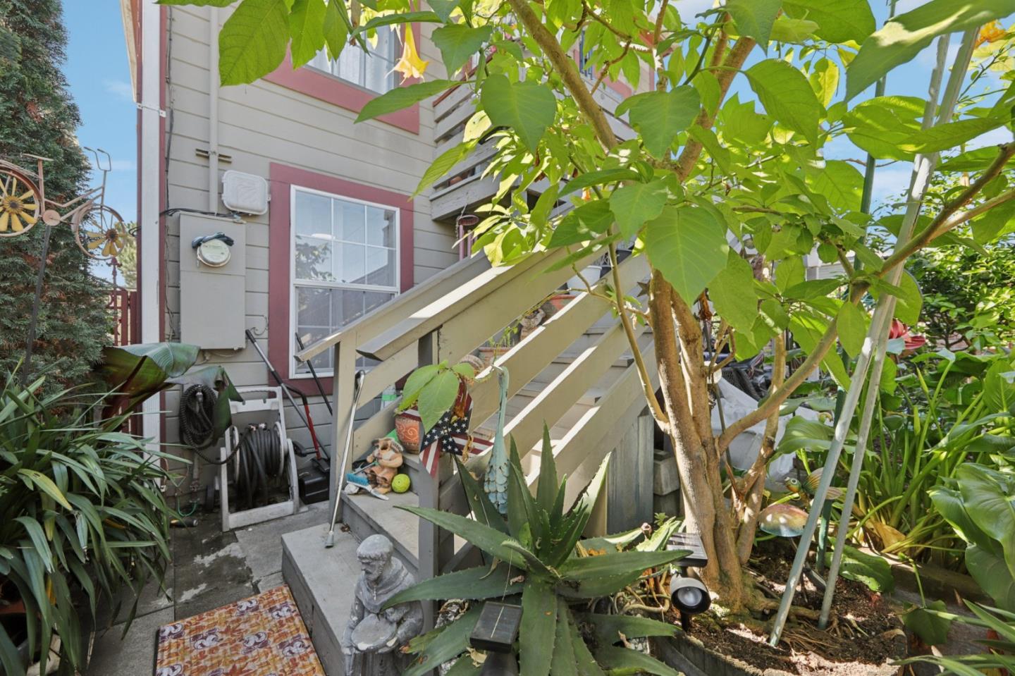 Detail Gallery Image 20 of 25 For 2745 E 10th St, Oakland,  CA 94601 - 6 Beds | 2 Baths