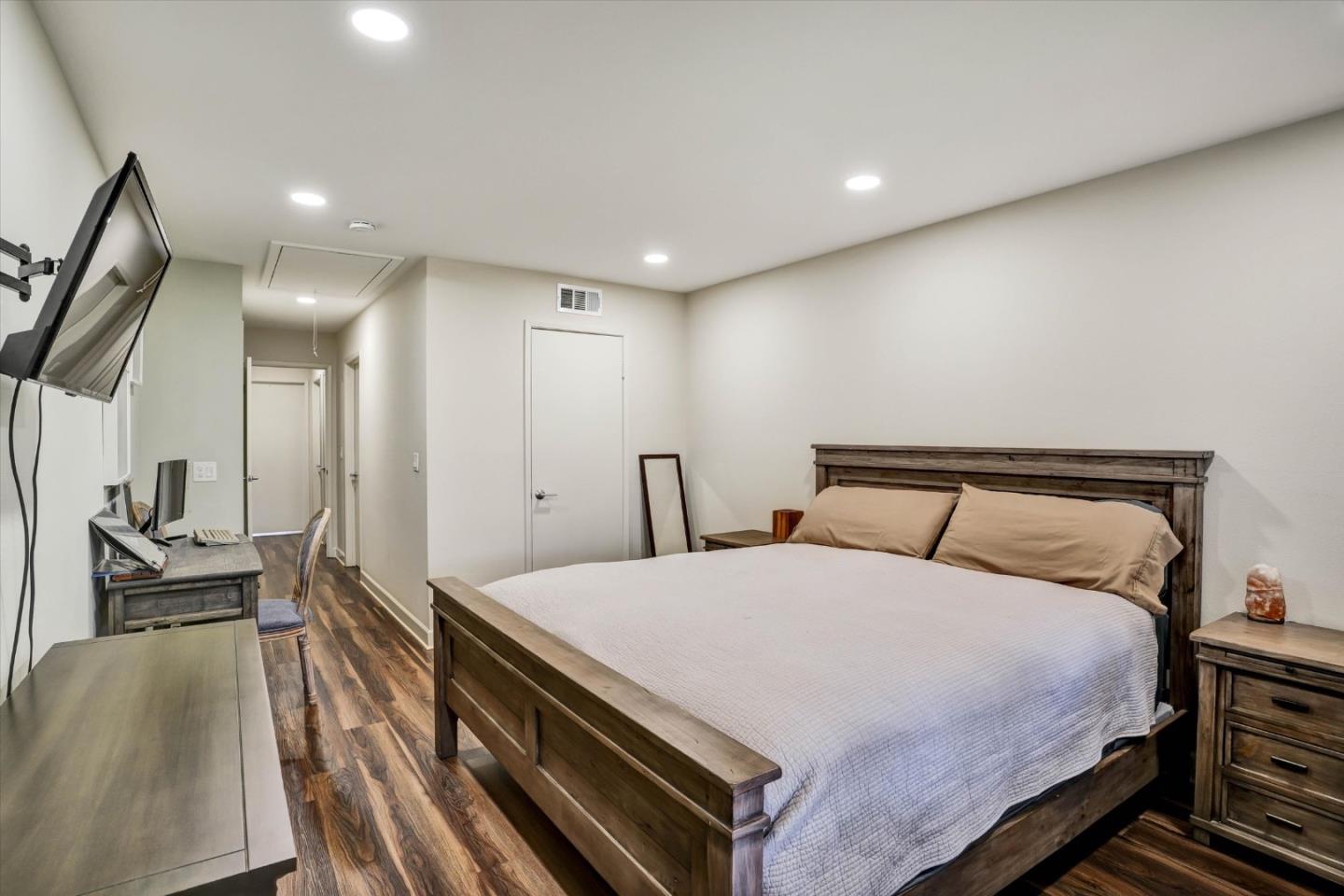 Detail Gallery Image 27 of 60 For 5559 Cribari Cir, San Jose,  CA 95135 - 2 Beds | 2 Baths