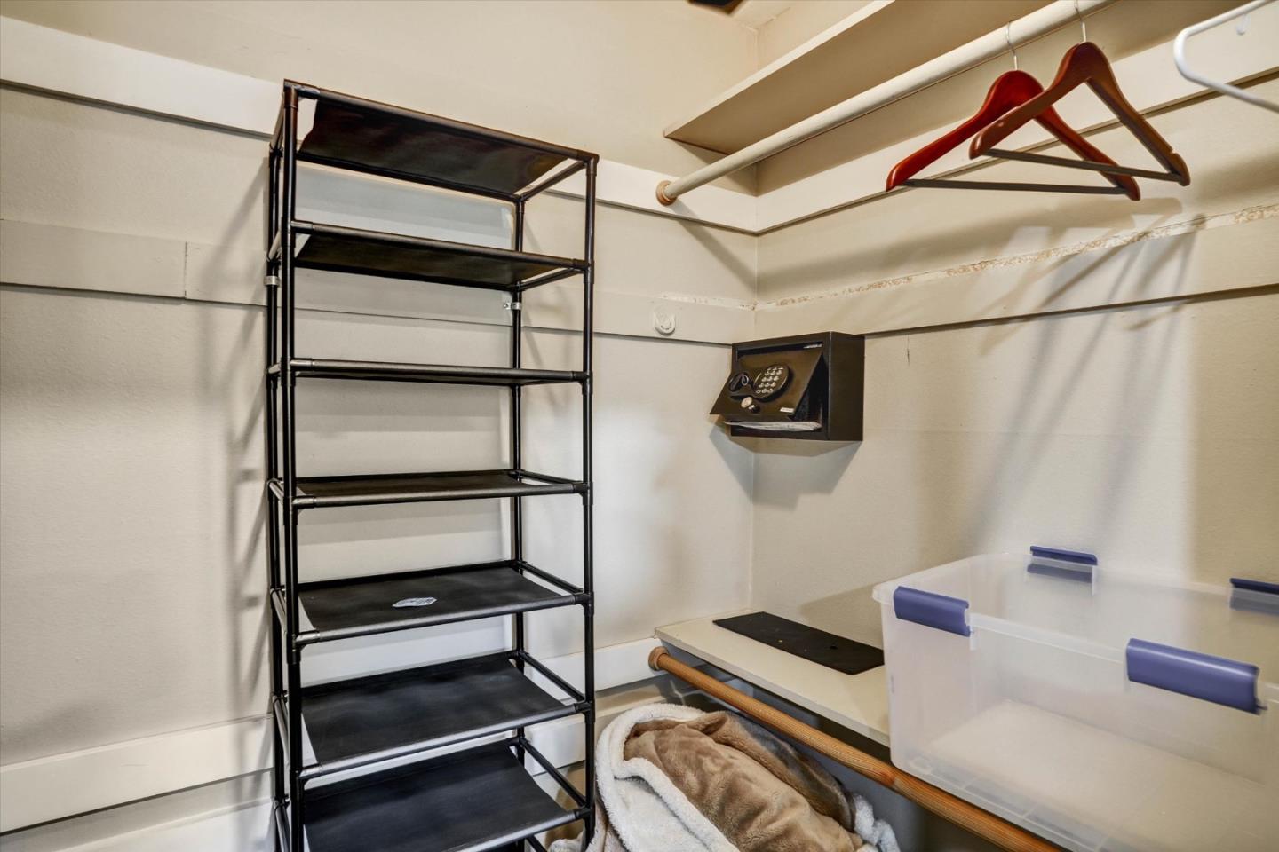 Detail Gallery Image 28 of 60 For 5559 Cribari Cir, San Jose,  CA 95135 - 2 Beds | 2 Baths