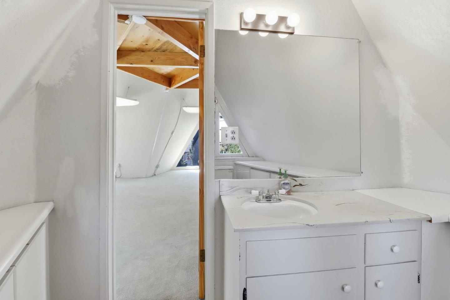 Detail Gallery Image 11 of 18 For 702 Minnesota Ave, San Jose,  CA 95125 - 0 Beds | 1/1 Baths