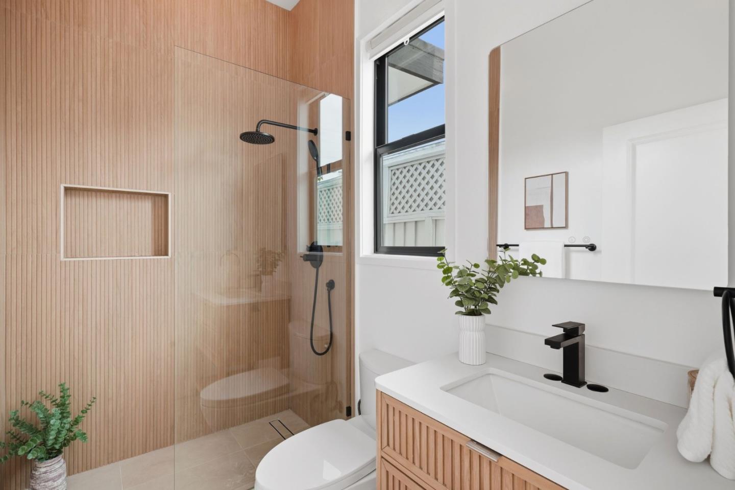 Detail Gallery Image 19 of 32 For 996 Patricia Ave, San Mateo,  CA 94401 - 3 Beds | 2 Baths