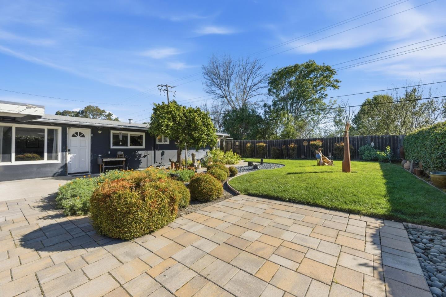 Detail Gallery Image 17 of 33 For 1225 Manzano Way, Sunnyvale,  CA 94089 - 3 Beds | 2 Baths