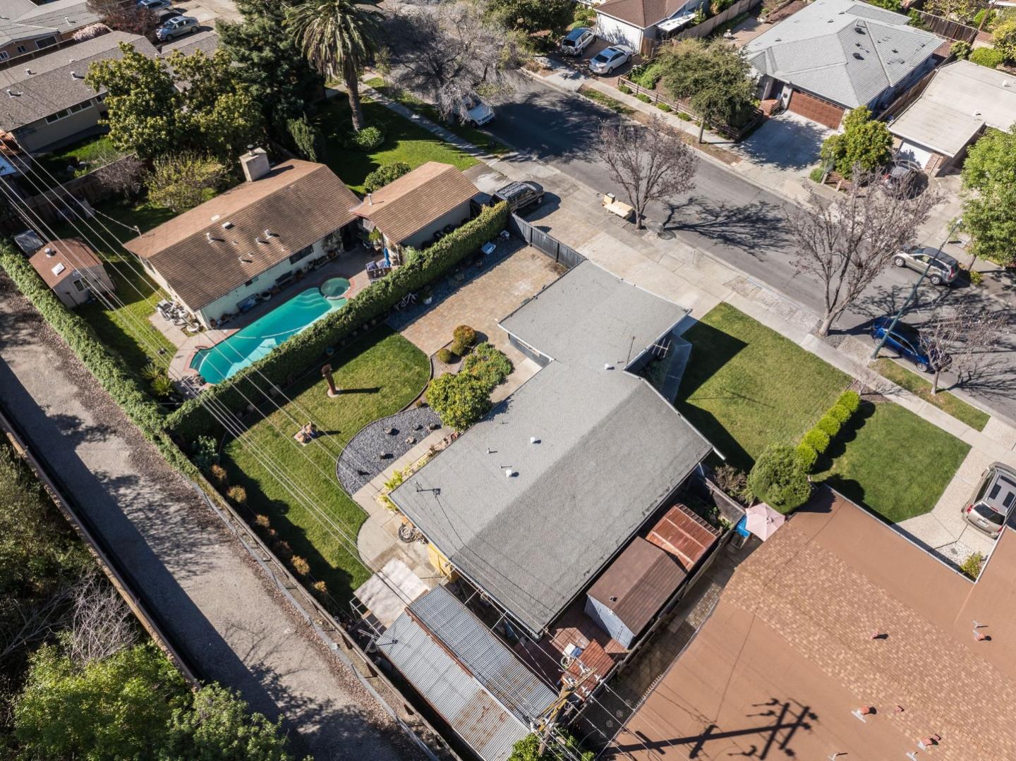 Detail Gallery Image 32 of 33 For 1225 Manzano Way, Sunnyvale,  CA 94089 - 3 Beds | 2 Baths