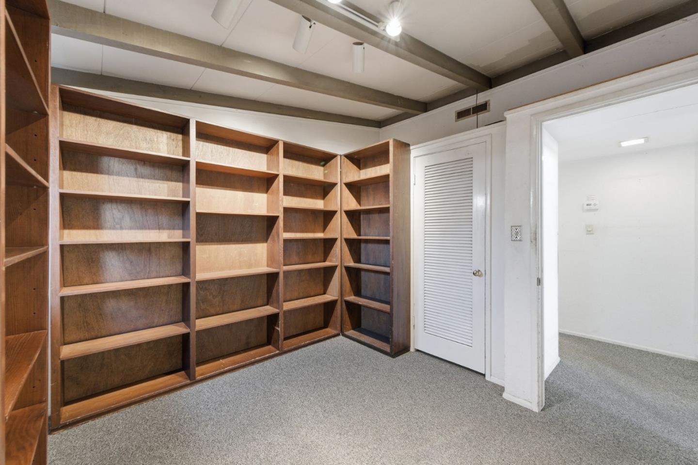 Detail Gallery Image 9 of 33 For 1225 Manzano Way, Sunnyvale,  CA 94089 - 3 Beds | 2 Baths