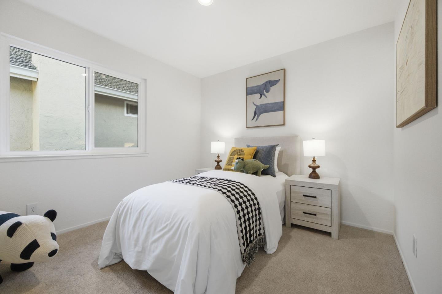 Detail Gallery Image 24 of 33 For 1005 Cardiff Ln, Redwood City,  CA 94061 - 4 Beds | 2/1 Baths