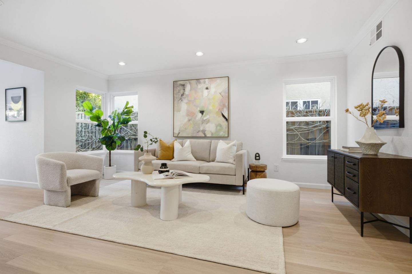 Detail Gallery Image 5 of 33 For 1005 Cardiff Ln, Redwood City,  CA 94061 - 4 Beds | 2/1 Baths