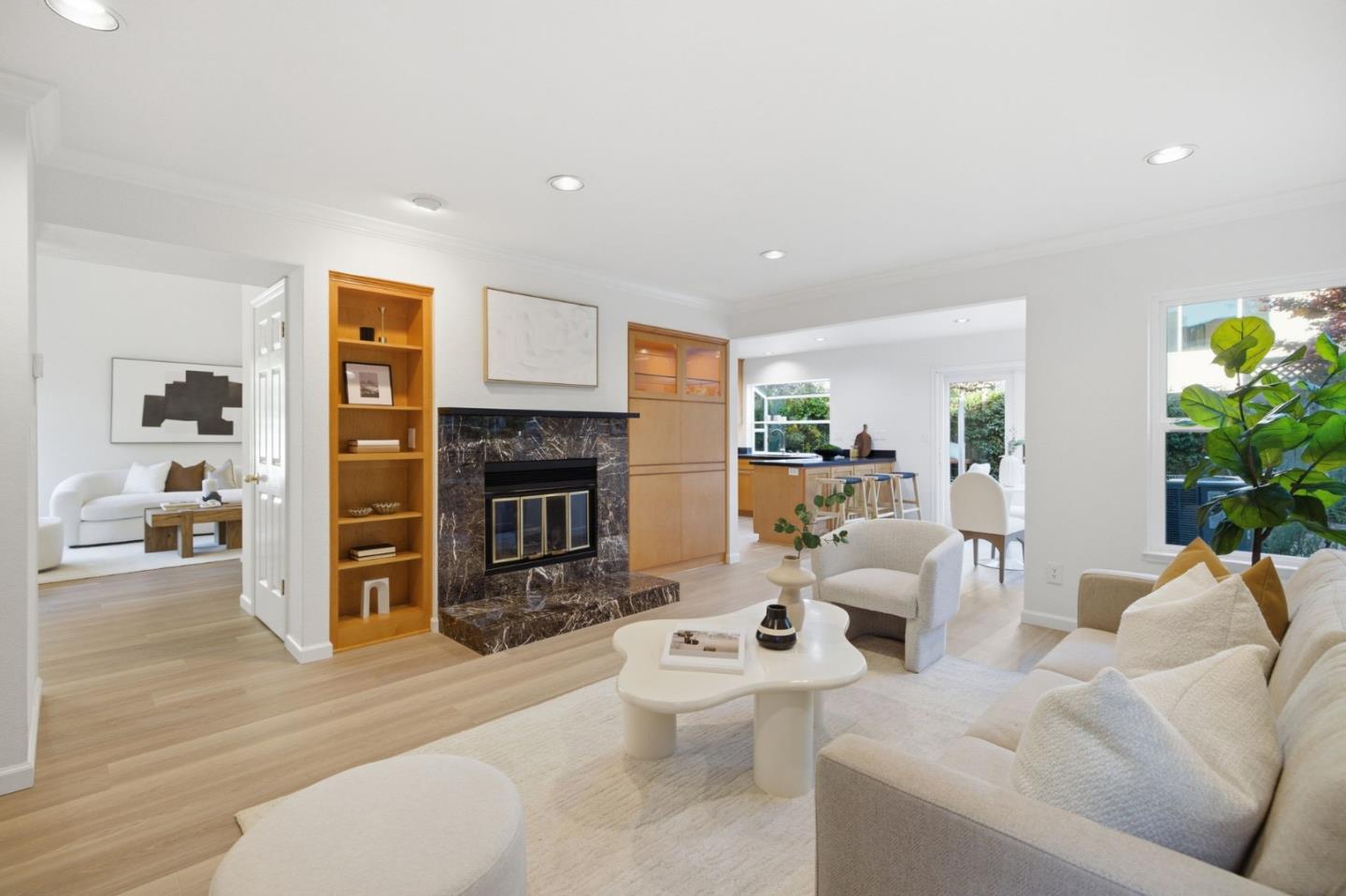 Detail Gallery Image 7 of 33 For 1005 Cardiff Ln, Redwood City,  CA 94061 - 4 Beds | 2/1 Baths