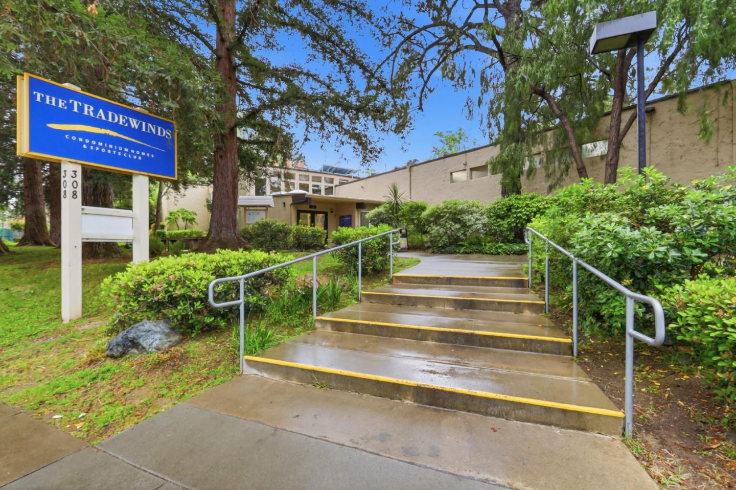 Detail Gallery Image 2 of 35 For 309 Tradewinds Dr #8,  San Jose,  CA 95123 - 1 Beds | 1 Baths