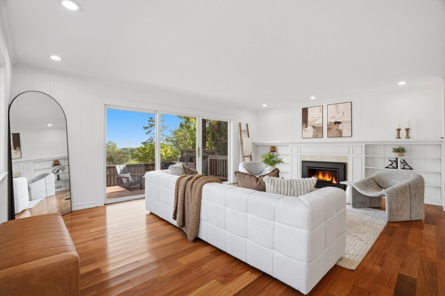 Detail Gallery Image 10 of 59 For 1555 Plateau Ave, Los Altos,  CA 94024 - 3 Beds | 2 Baths