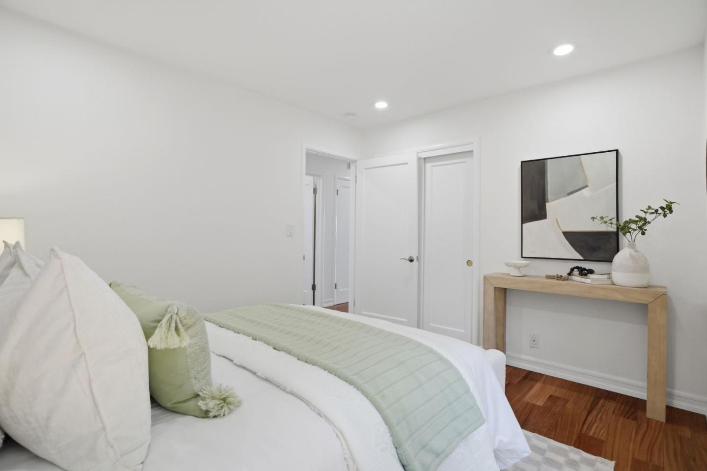 Detail Gallery Image 16 of 59 For 1555 Plateau Ave, Los Altos,  CA 94024 - 3 Beds | 2 Baths