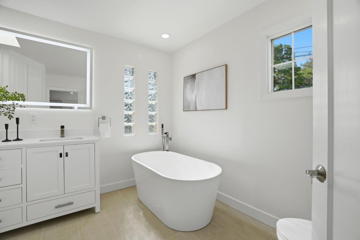 Detail Gallery Image 22 of 59 For 1555 Plateau Ave, Los Altos,  CA 94024 - 3 Beds | 2 Baths