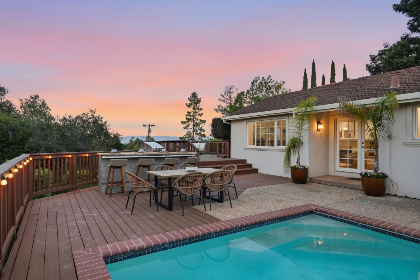 Detail Gallery Image 45 of 59 For 1555 Plateau Ave, Los Altos,  CA 94024 - 3 Beds | 2 Baths