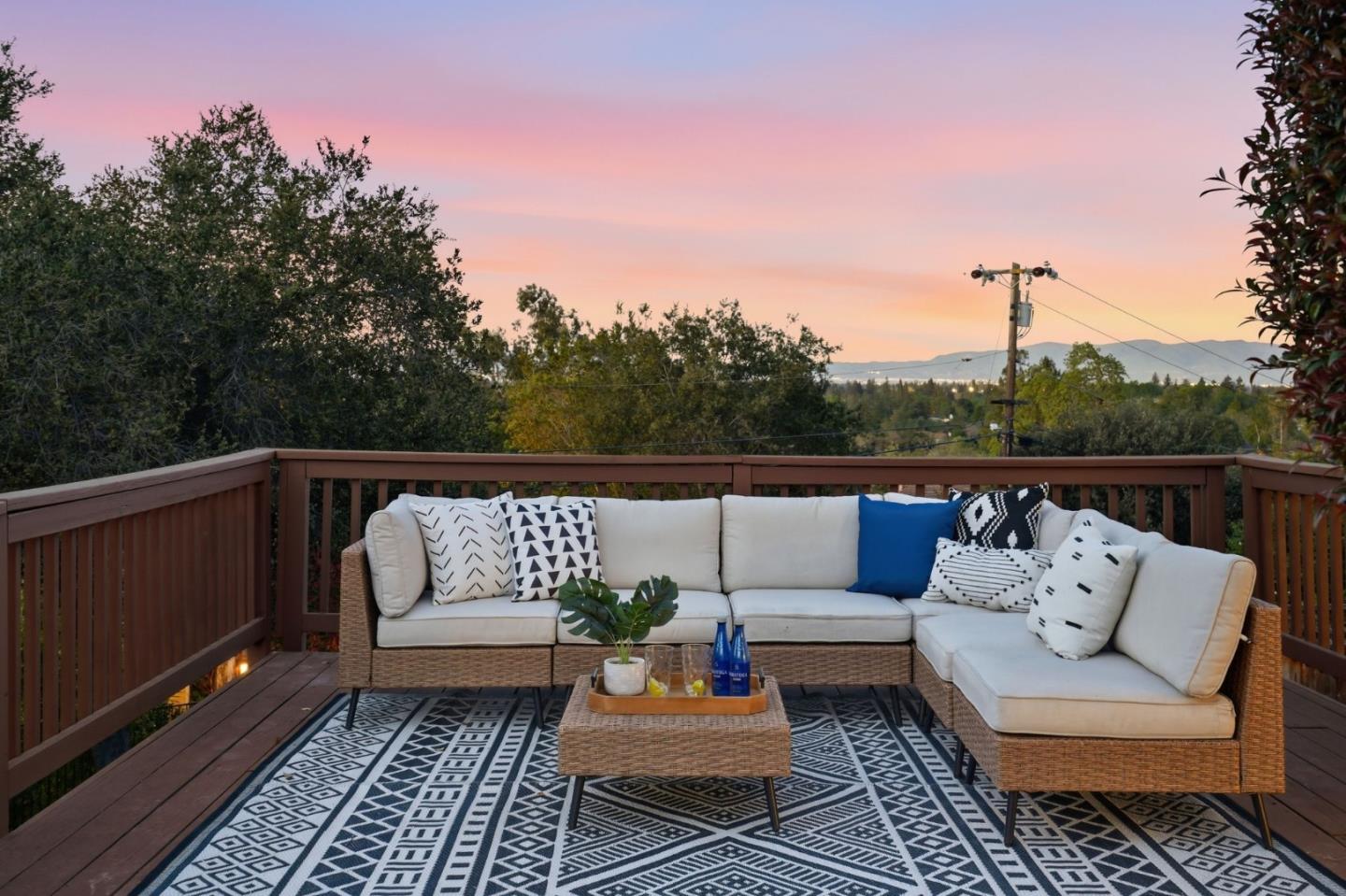 Detail Gallery Image 56 of 59 For 1555 Plateau Ave, Los Altos,  CA 94024 - 3 Beds | 2 Baths