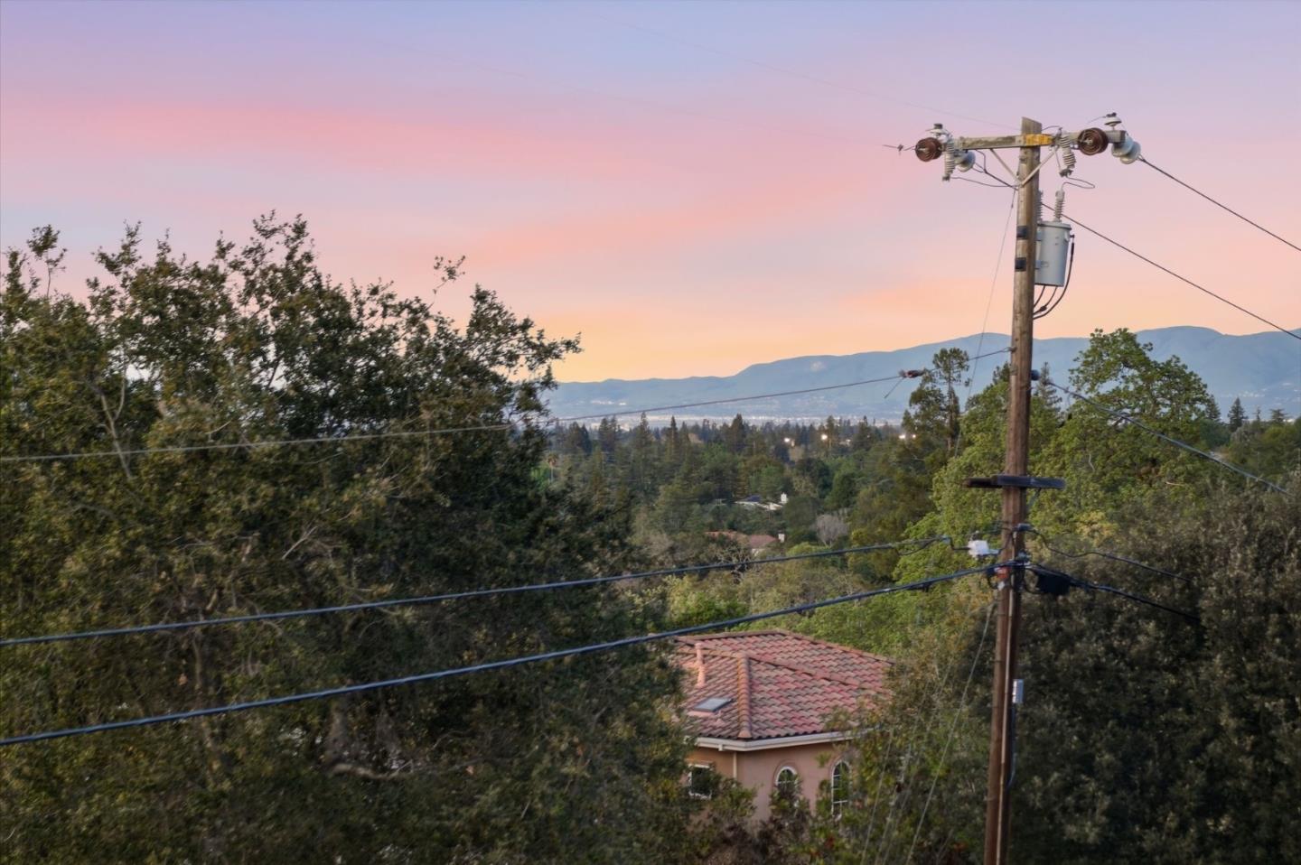 Detail Gallery Image 57 of 59 For 1555 Plateau Ave, Los Altos,  CA 94024 - 3 Beds | 2 Baths