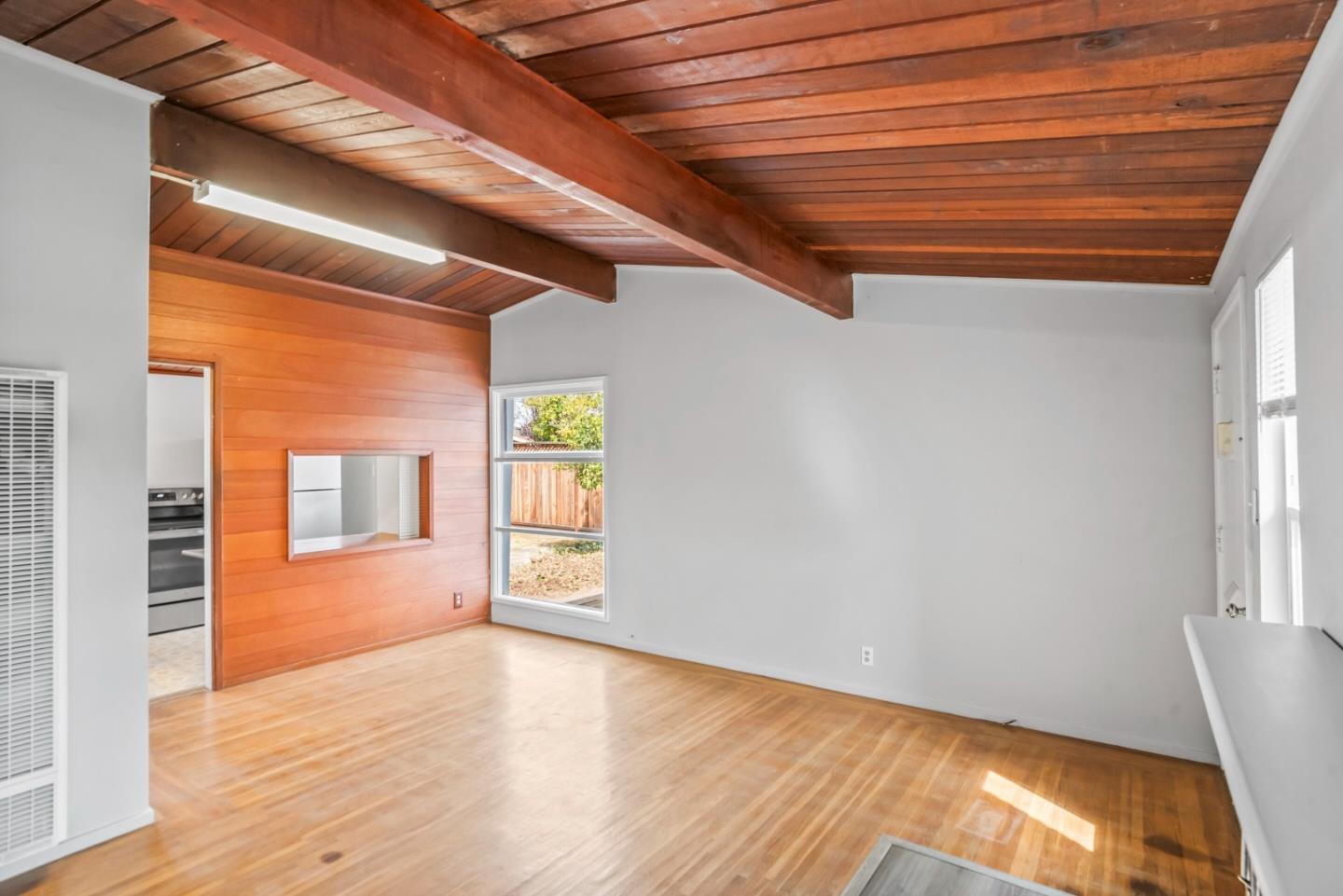 Detail Gallery Image 10 of 29 For 2315 Cherrystone Dr, San Jose,  CA 95128 - 2 Beds | 1 Baths