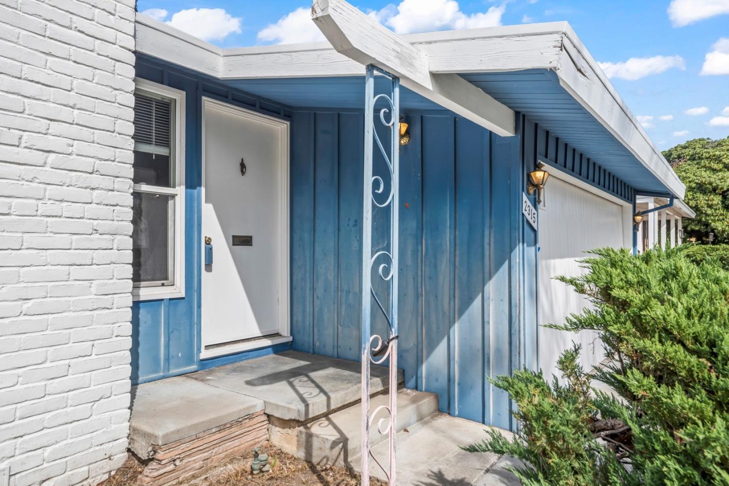 Detail Gallery Image 4 of 29 For 2315 Cherrystone Dr, San Jose,  CA 95128 - 2 Beds | 1 Baths