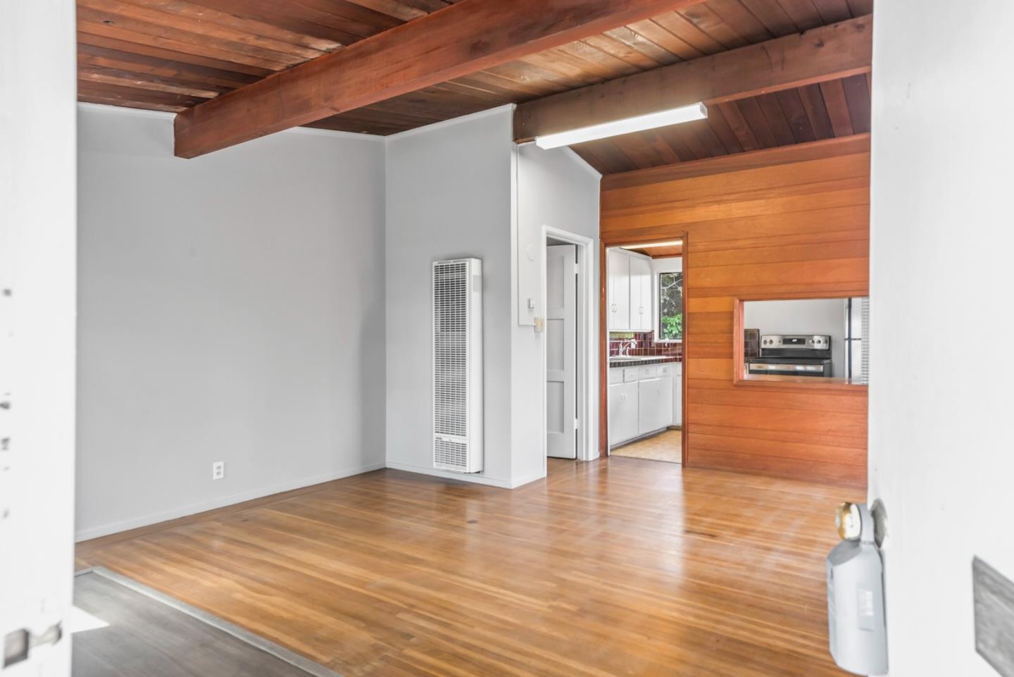 Detail Gallery Image 6 of 29 For 2315 Cherrystone Dr, San Jose,  CA 95128 - 2 Beds | 1 Baths