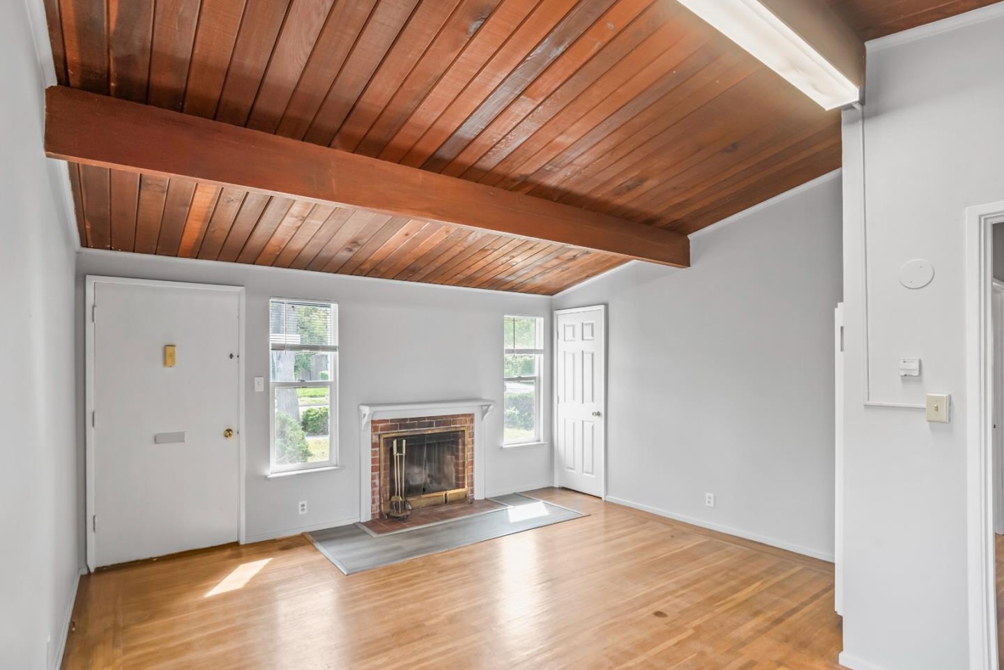 Detail Gallery Image 7 of 29 For 2315 Cherrystone Dr, San Jose,  CA 95128 - 2 Beds | 1 Baths