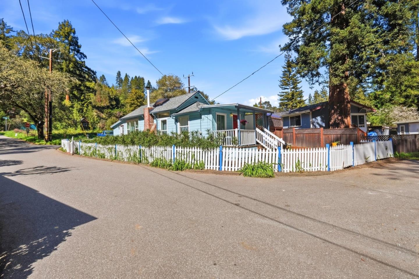 Detail Gallery Image 6 of 37 For 71 Woodmill Ln, Felton,  CA 95018 - 2 Beds | 2 Baths