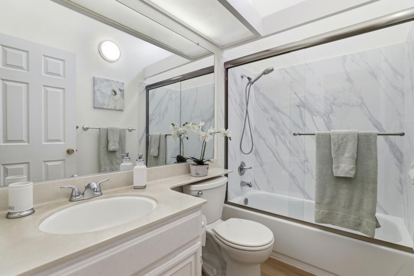 Detail Gallery Image 16 of 25 For 3685 Nutwood Ter #313,  Fremont,  CA 94536 - 2 Beds | 2 Baths