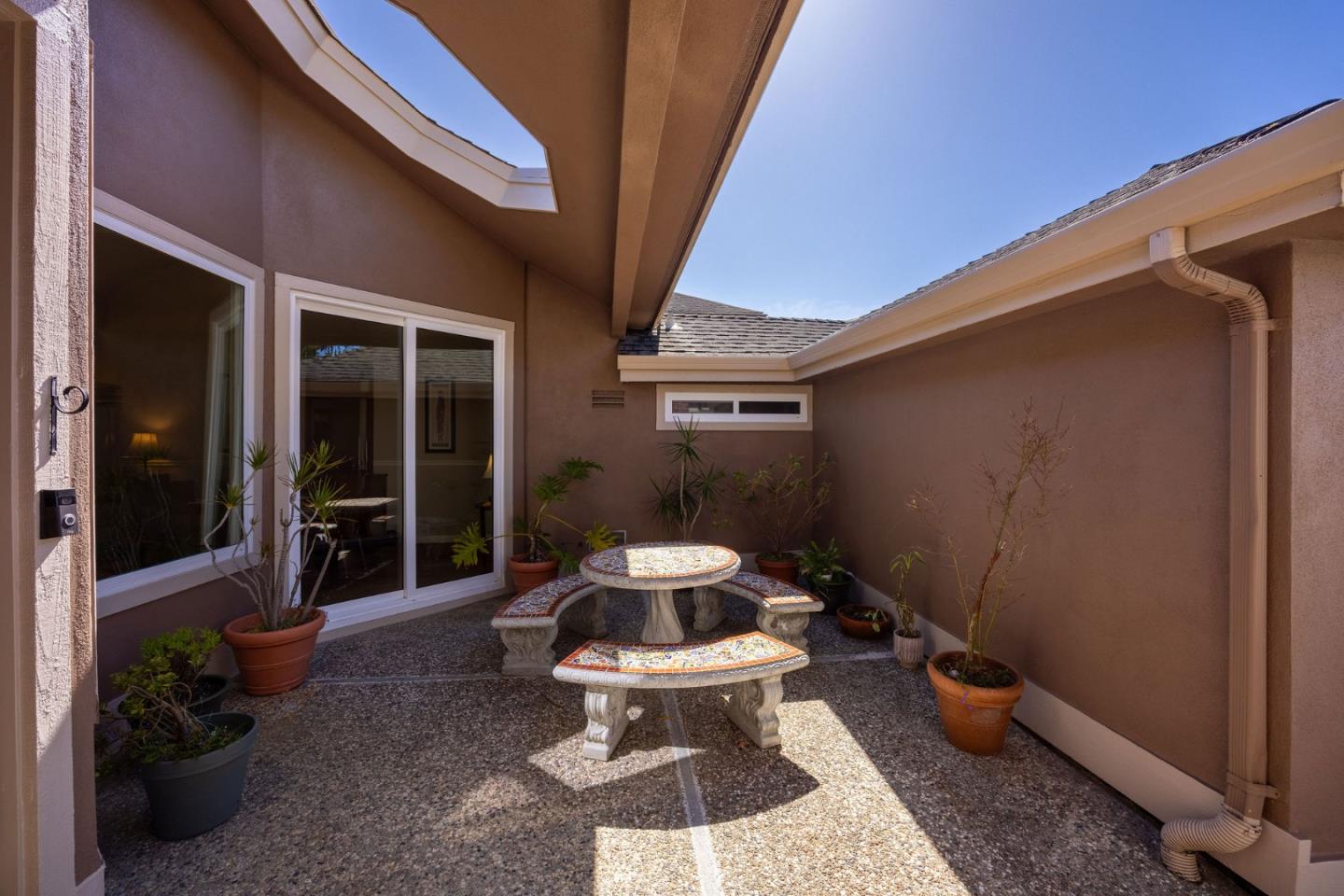 Detail Gallery Image 26 of 36 For 2309 Burning Tree Rd, Half Moon Bay,  CA 94019 - 3 Beds | 2 Baths