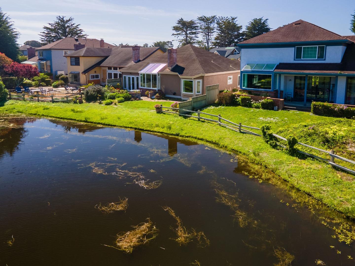 Detail Gallery Image 34 of 36 For 2309 Burning Tree Rd, Half Moon Bay,  CA 94019 - 3 Beds | 2 Baths