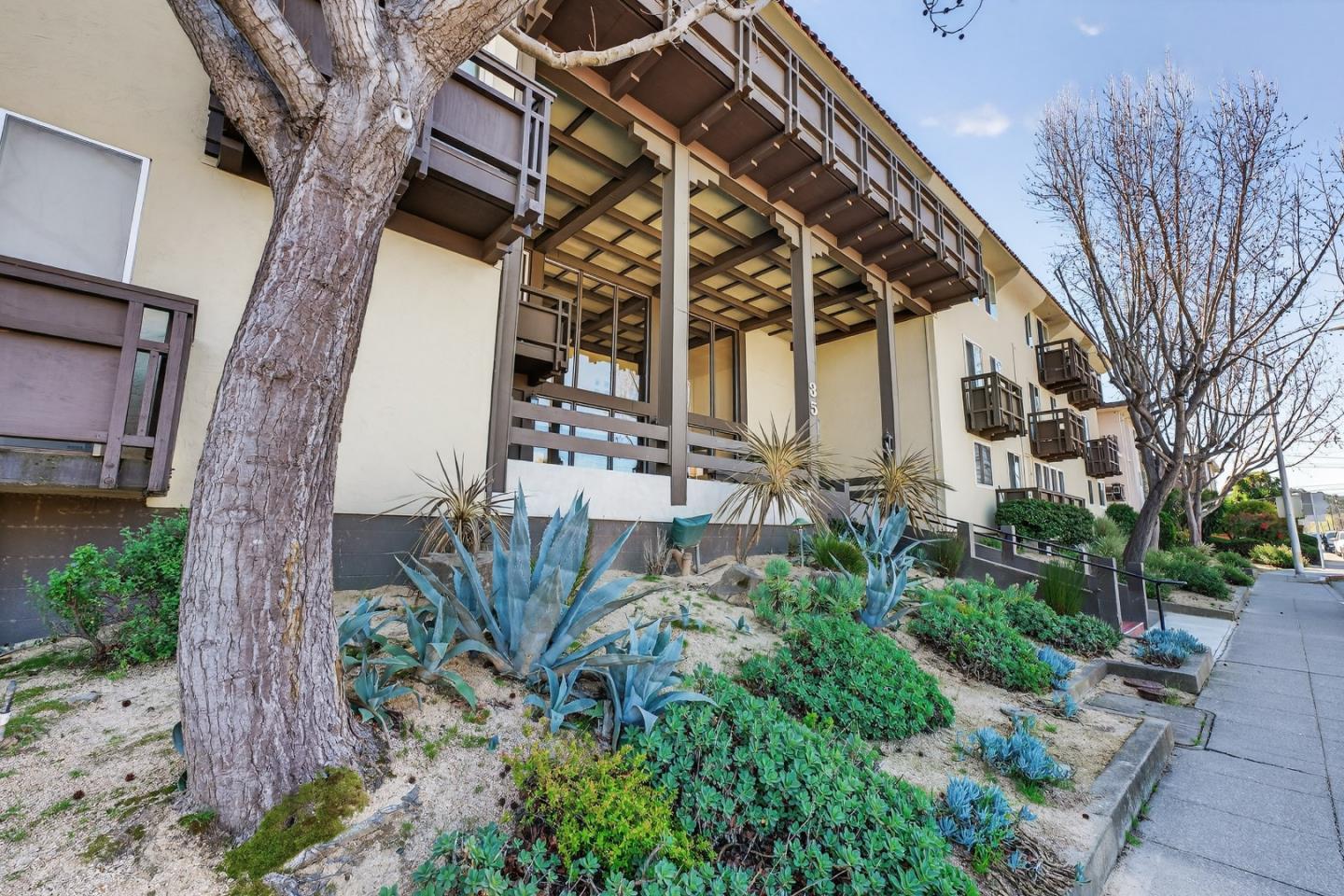 Detail Gallery Image 3 of 27 For 35 28th Ave #307,  San Mateo,  CA 94403 - 2 Beds | 2 Baths