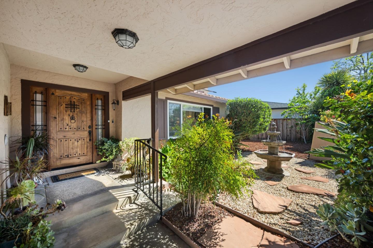 Detail Gallery Image 5 of 43 For 4794 Jarvis Ave, San Jose,  CA 95118 - 3 Beds | 3 Baths